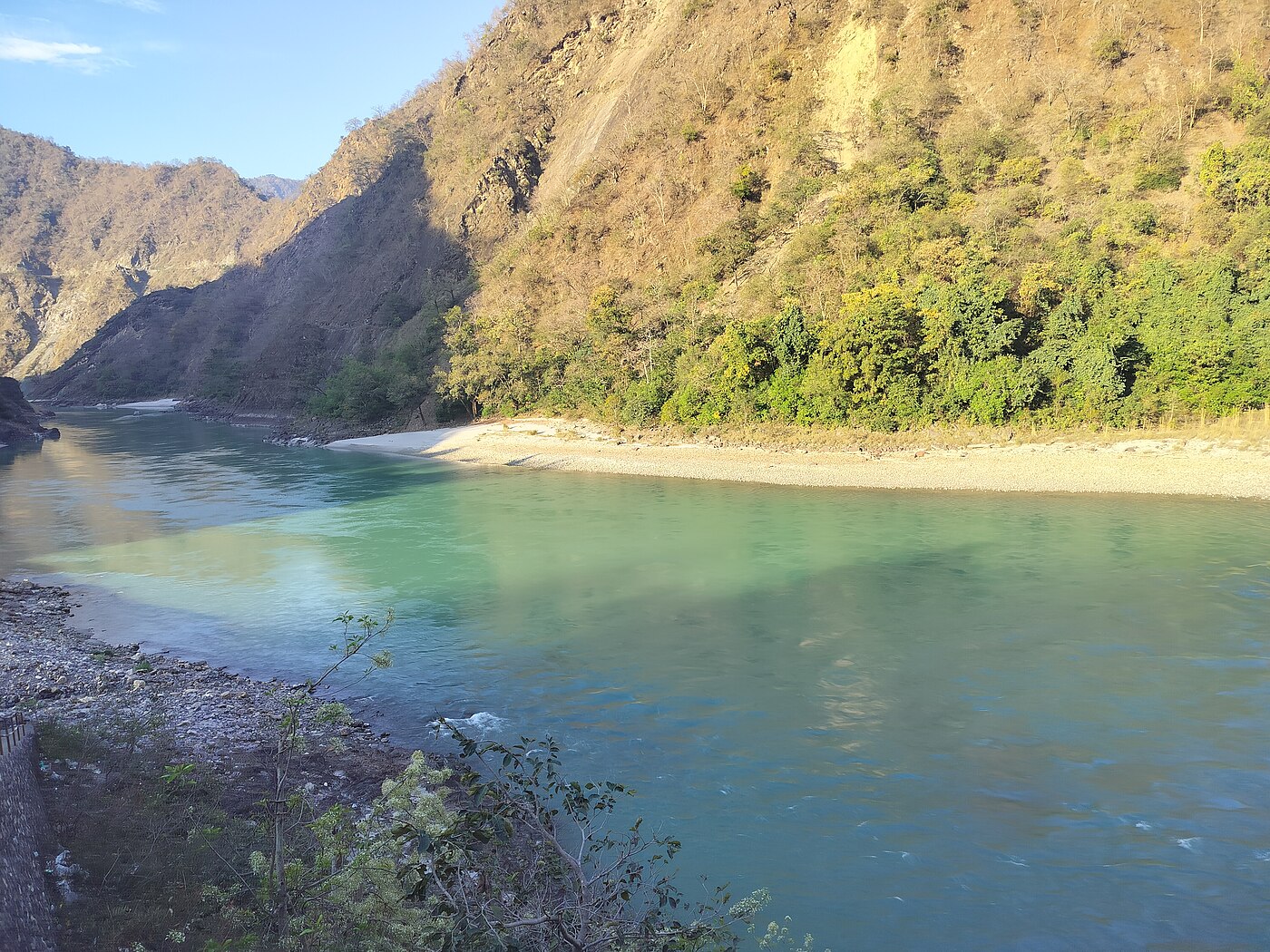 Kaudiyala and The Wall